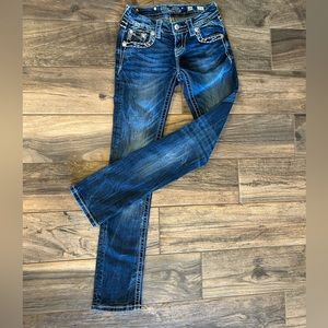 Miss Me Signature Straight cut size 24 x31. Excellent condition.